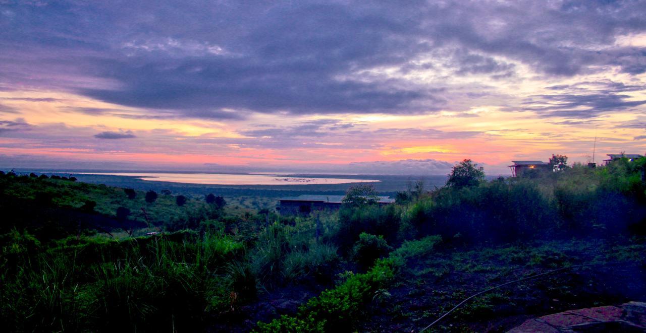 Wild Tracks Overland Camp Kasese Exterior photo